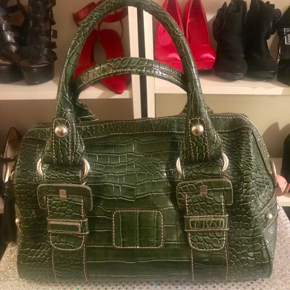 Handbags - Fabulous Green bag